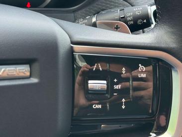 Land Rover Range Rover Velar D200 Dynamic S — photo 28