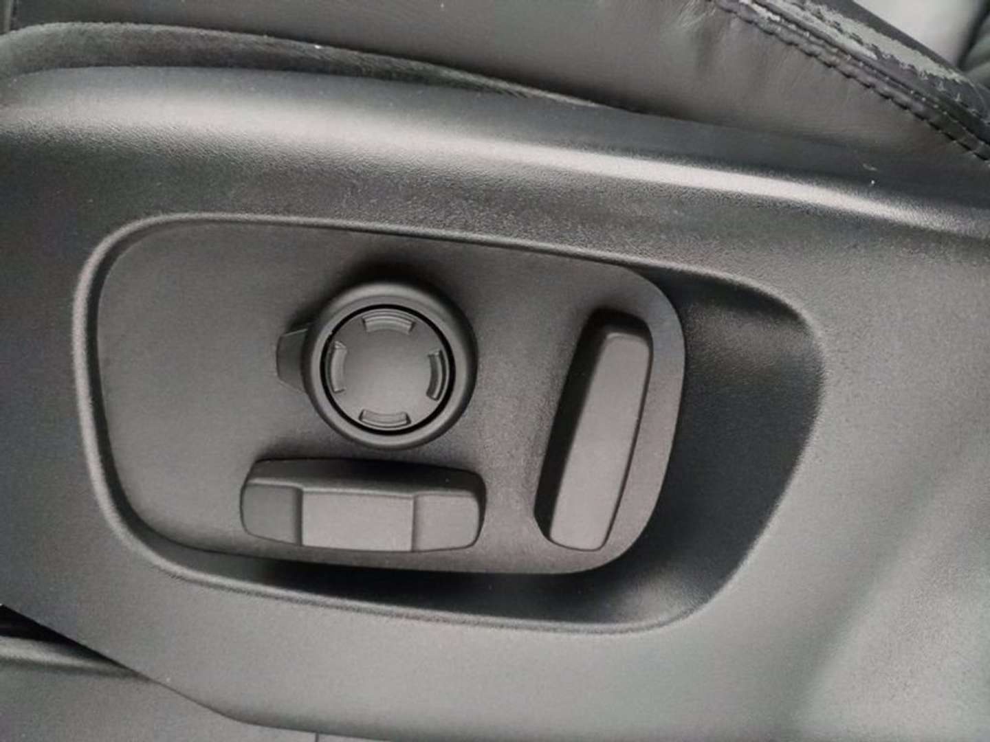 Land Rover Discovery D300 HSE - 2020 - Joinsteer - #27