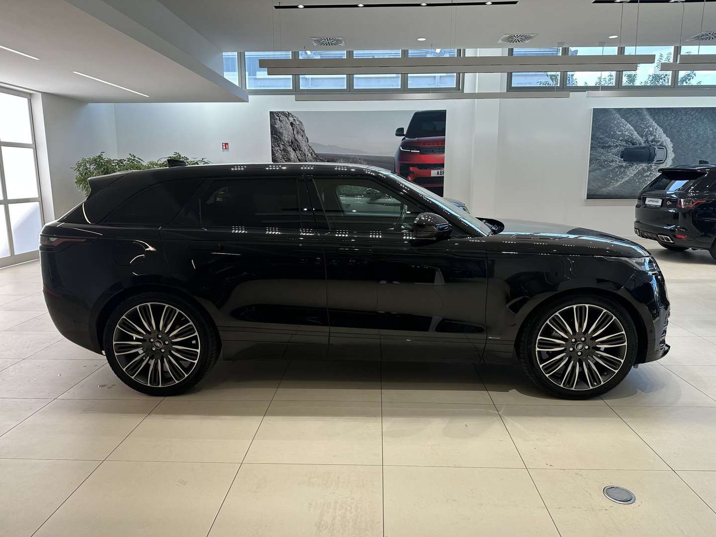 Land Rover Range Rover Velar R-Dynamic SE P300 - 2019 - Joinsteer - #6