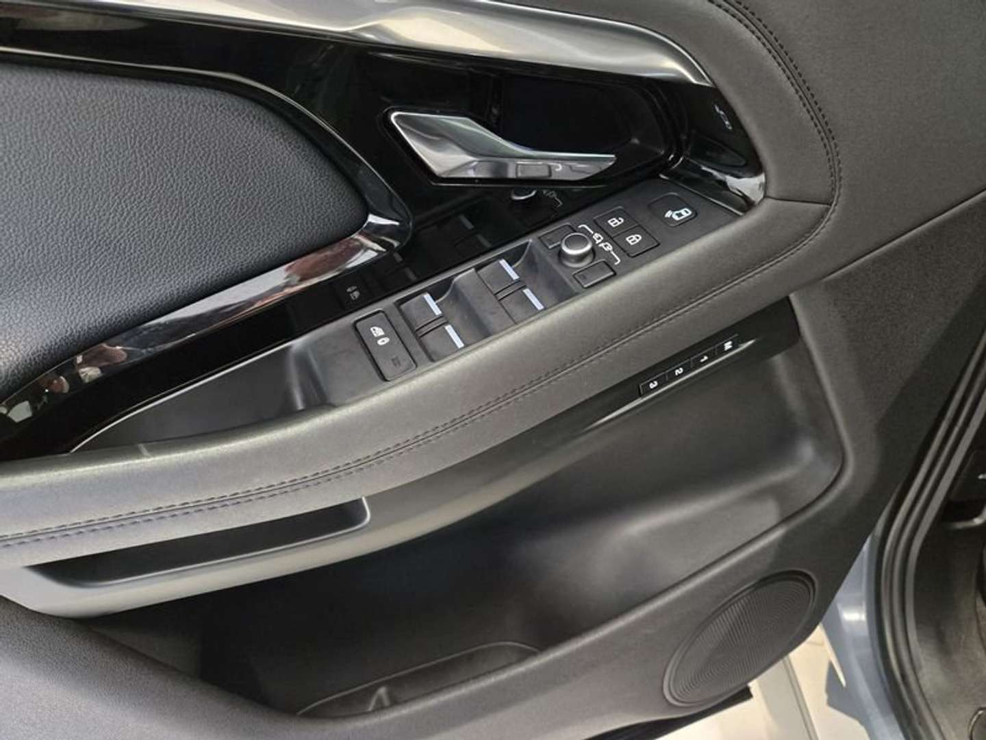 Land Rover Range Rover Evoque D163 SE - 2021 - Joinsteer - #12