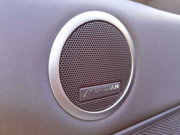 Land Rover Discovery HSE SD4 — photo 22