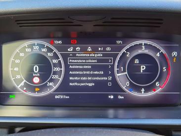 Land Rover Discovery HSE SD4 — photo 33