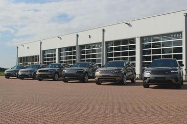 Land Rover Defender 110 P400e X — photo 39