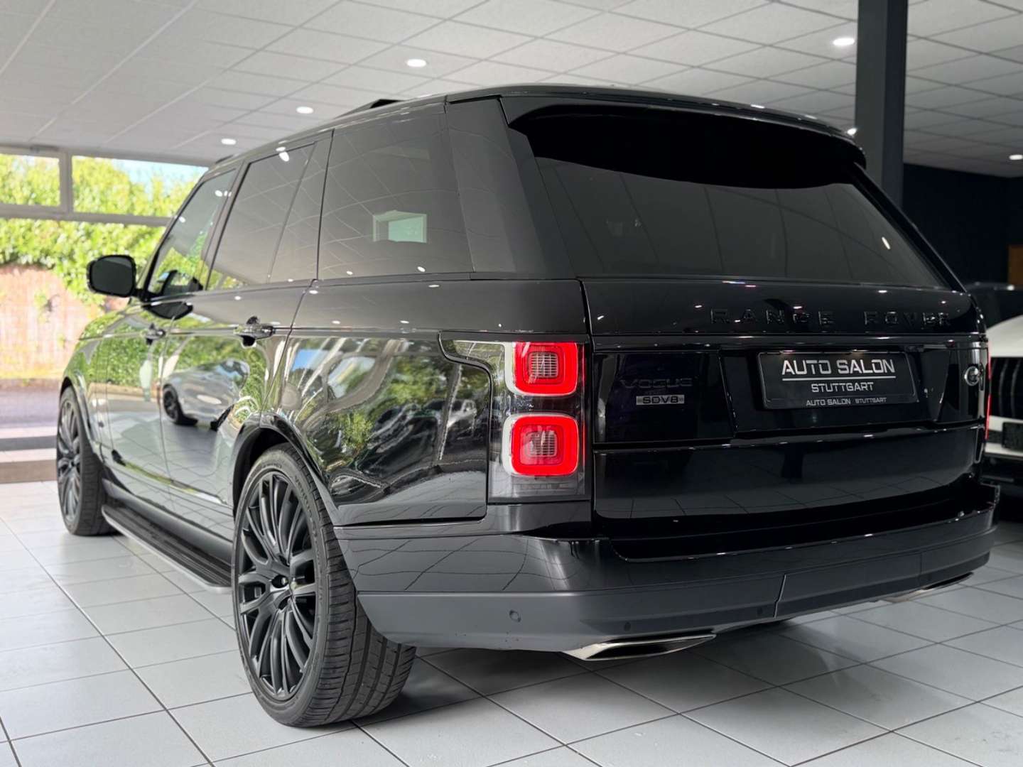 Land Rover Range Rover Vogue SDV8 Black Pack - 2019 - Joinsteer - #3
