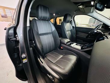 Land Rover Range Rover Velar P250 S — photo 11