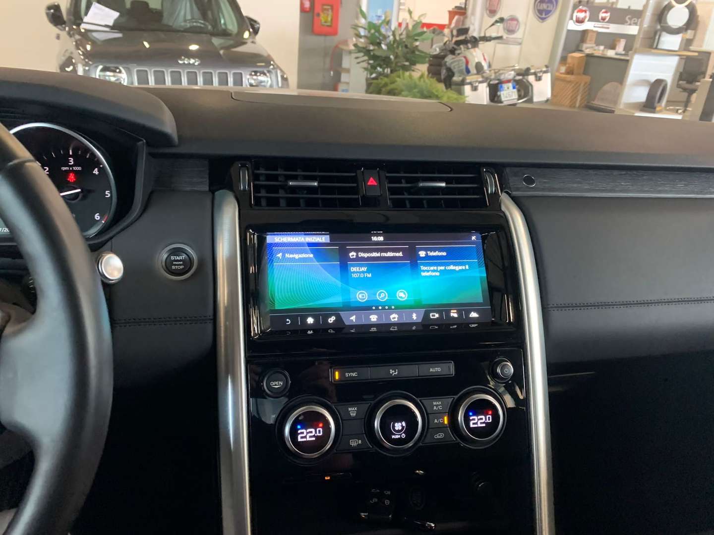 Land Rover Discovery HSE 3.0 TD6 - 2017 - Joinsteer - #4