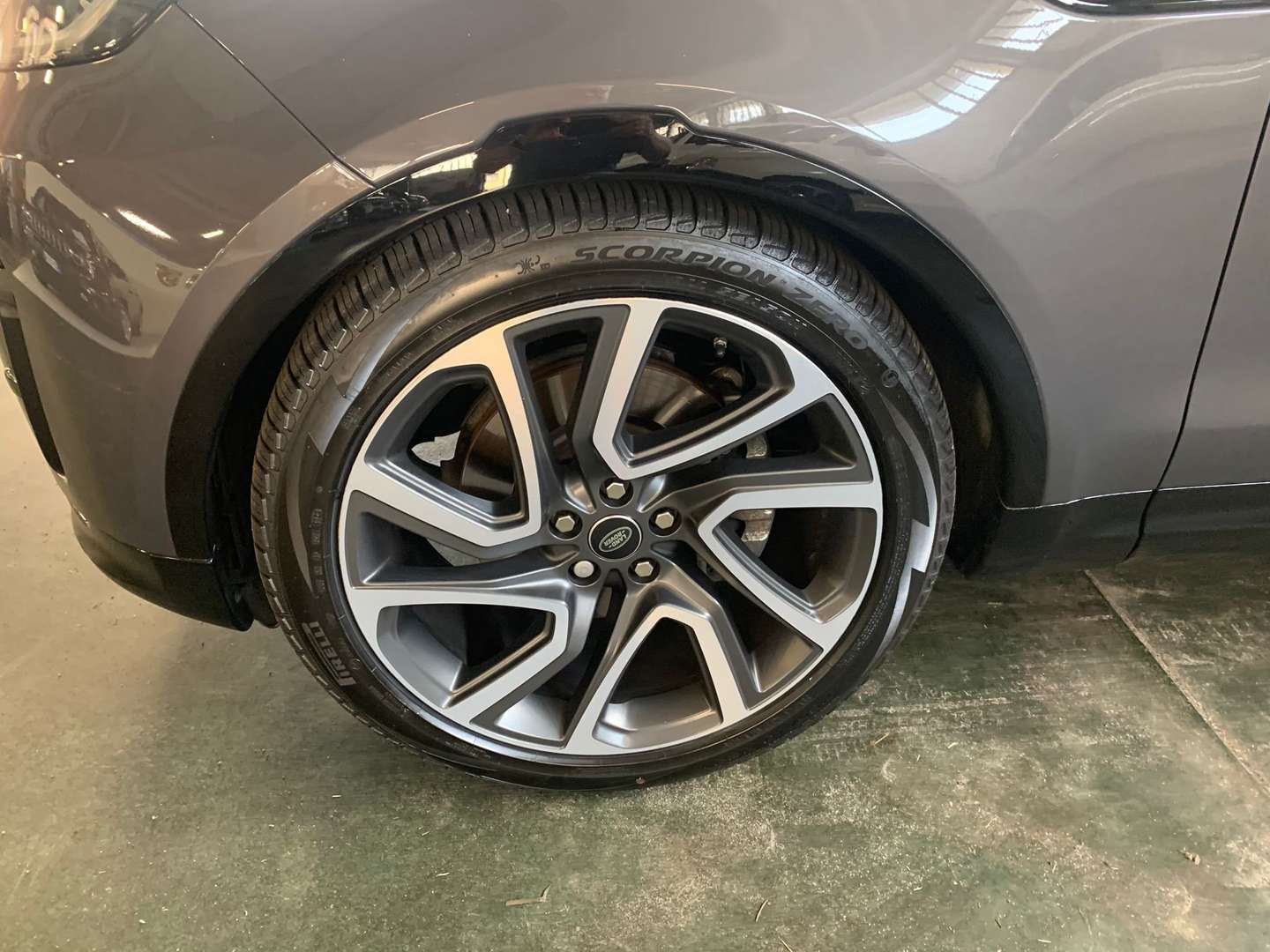 Land Rover Discovery HSE 3.0 TD6 - 2017 - Joinsteer - #8