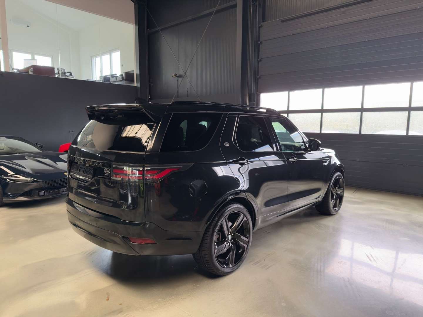 Land Rover Discovery D300 R-DYNAMIC HSE - 2021 - Joinsteer - #4