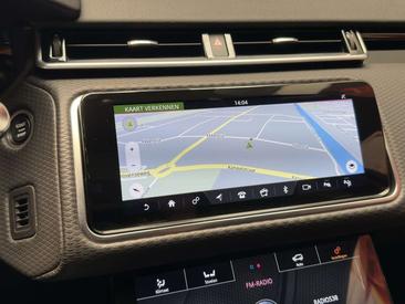 Land Rover Range Rover Velar R-Dynamic SE P250 — photo 24