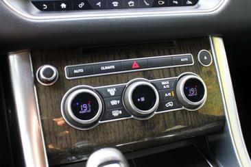 Land Rover Range Rover Sport 305 — photo 18