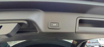 Land Rover Range Rover Evoque D163 R-Dynamic HSE — photo 33