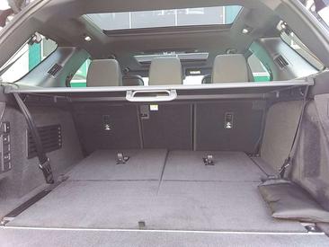 Land Rover Discovery D250 Dynamic SE — photo 12