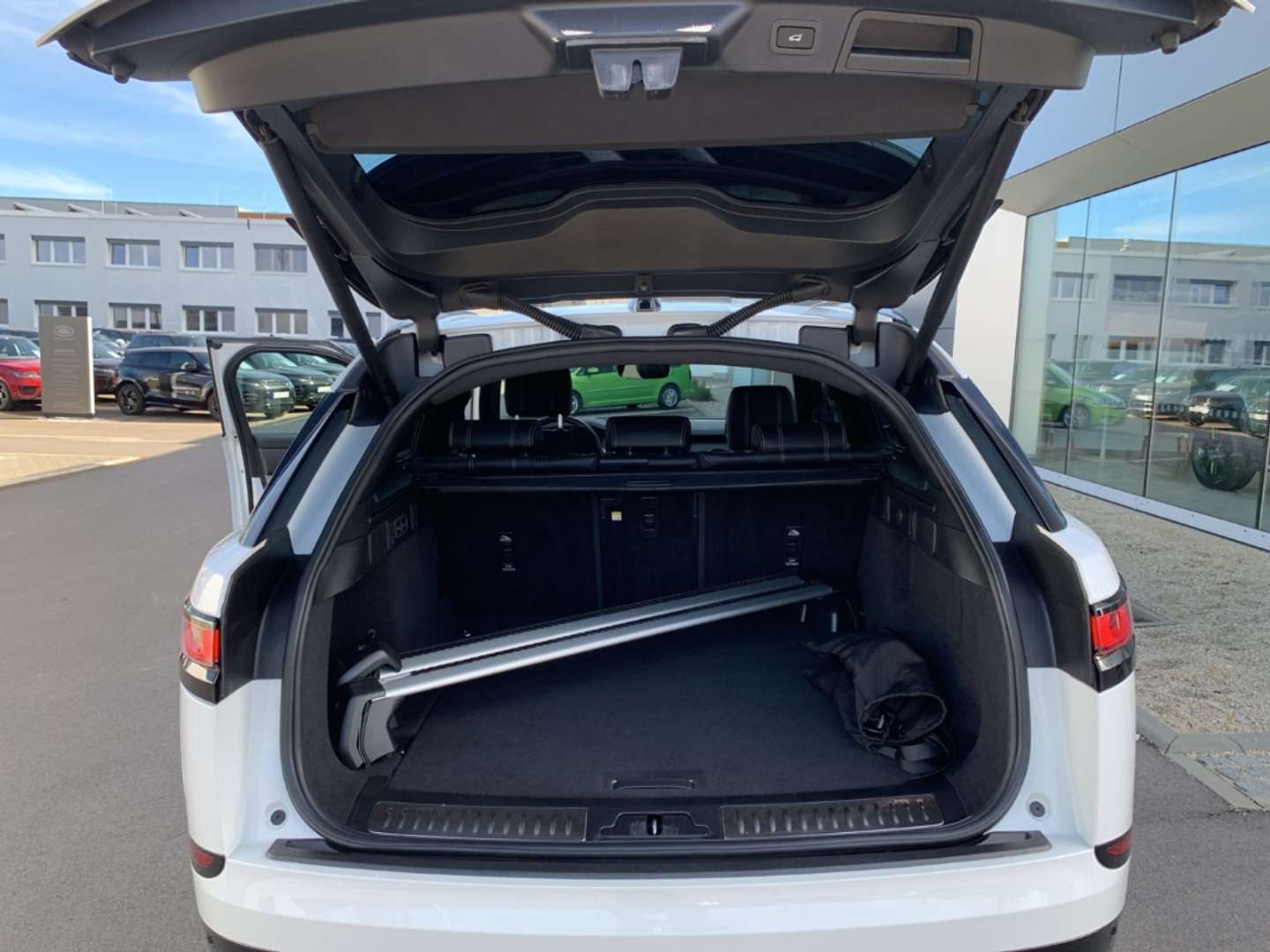 Land Rover Land Rover R-Dynamic SE D300 - 2022 - Joinsteer - #22