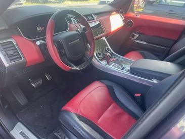 Land Rover Range Rover Sport SVR — photo 8