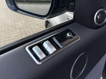 Land Rover Range Rover Sport SVR V8 SC — photo 22