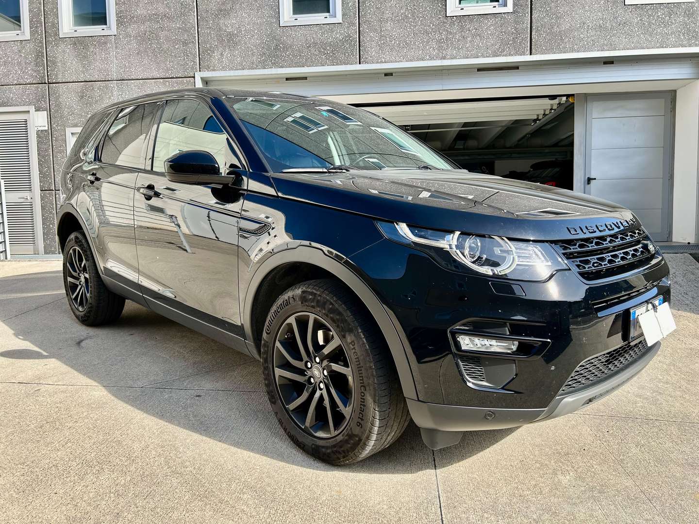 Land Rover Discovery Sport D180 HSE Luxury - 2018 - Joinsteer - #1