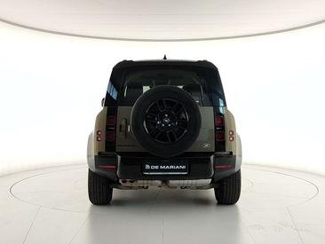 Land Rover Defender 110 D250 S — photo 4