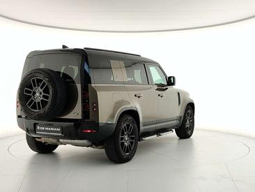 Land Rover Defender 110 D250 S — photo 5
