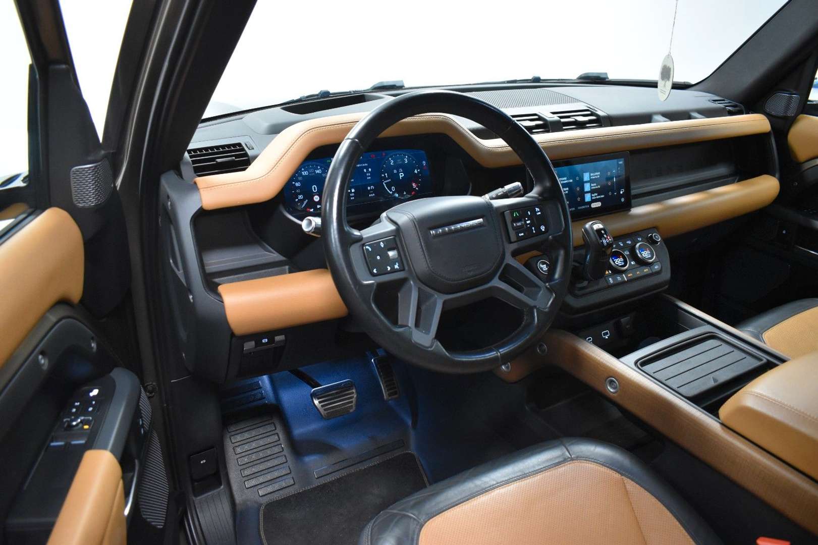 Land Rover Defender HSE - 2021 - Joinsteer - #12