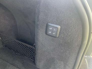Land Rover Range Rover Sport SVR — photo 18