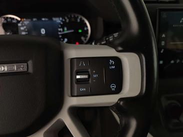 Land Rover Defender 110 D250 S — photo 15
