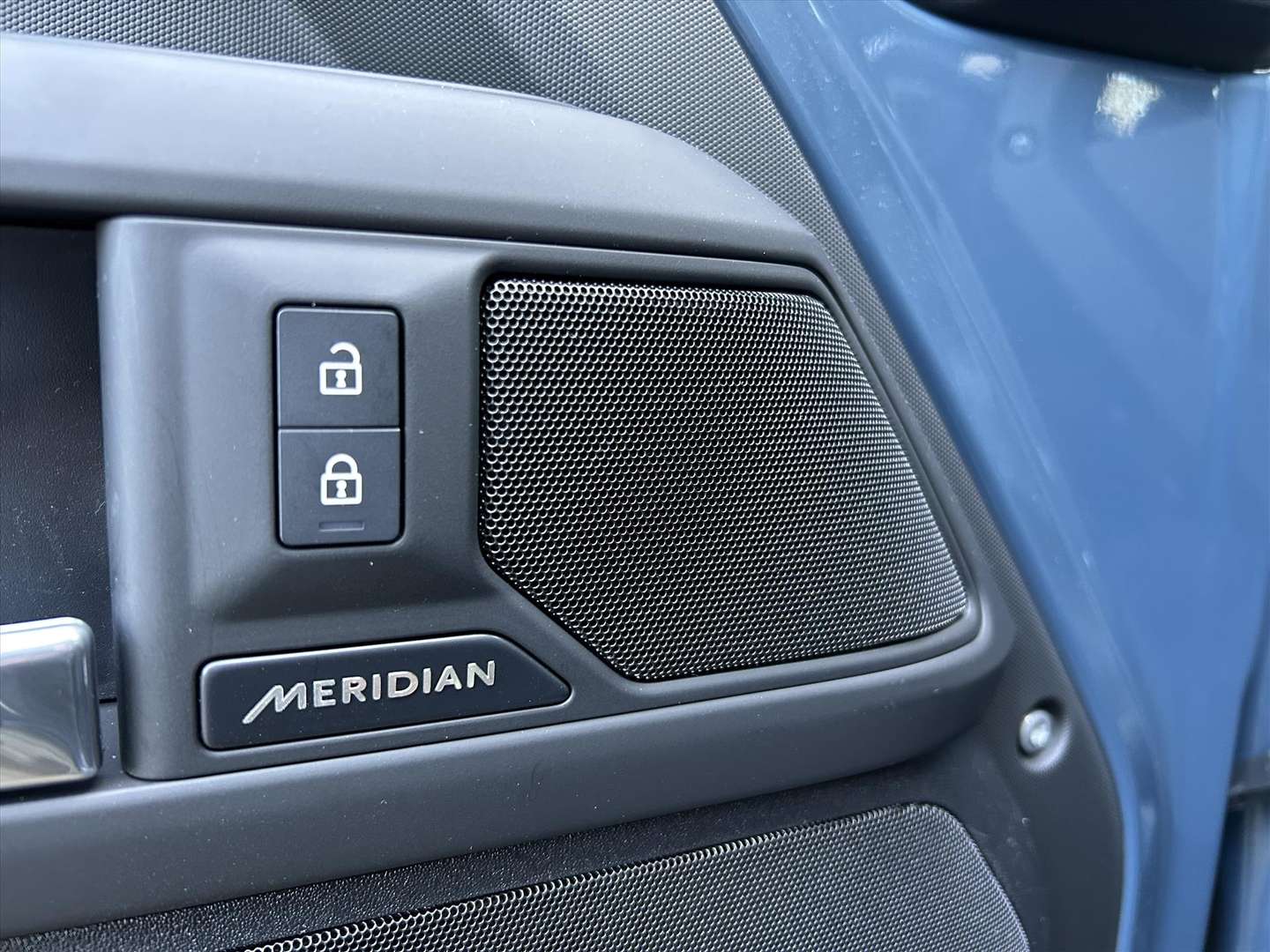 Land Rover Defender X-Dynamic P300e PHEV AWD - 2025 - Joinsteer - #34