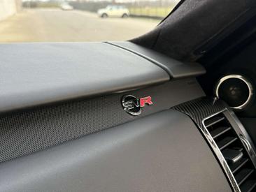 Land Rover Range Rover Sport SVR V8 SC — photo 44