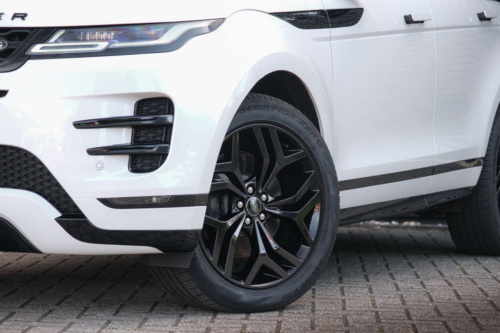 Land Rover Range Rover Evoque P300e R-Dynamic SE - 2023 - Joinsteer - #2