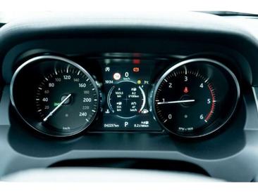 Land Rover Range Rover Evoque TD4 Black Edition — photo 15