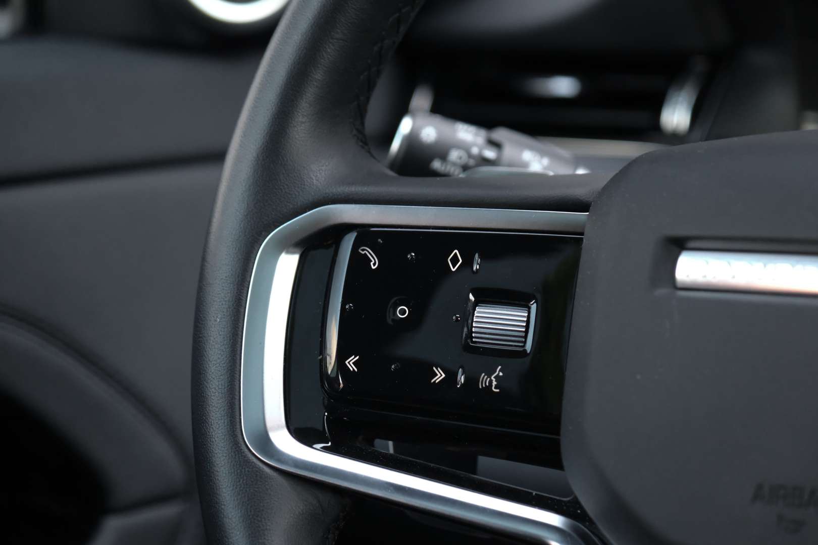 Land Rover Range Rover Evoque P300e R-Dynamic SE - 2023 - Joinsteer - #15