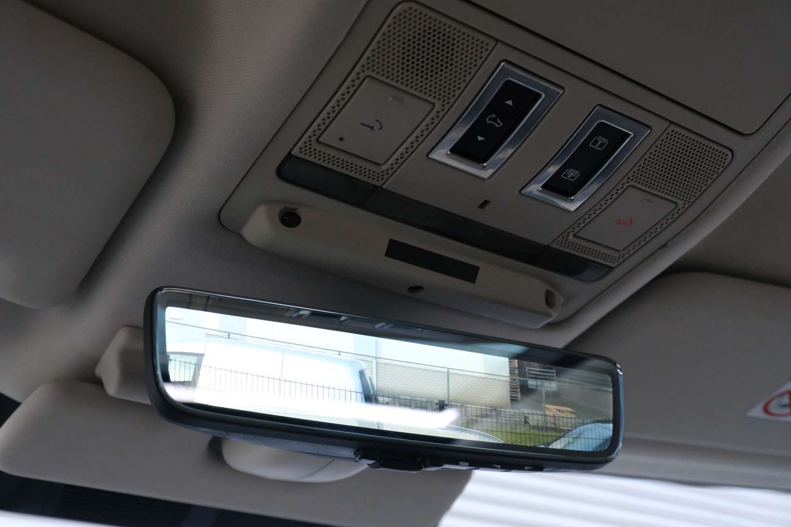 Land Rover Defender HSE P400 - 2020 - Joinsteer - #27