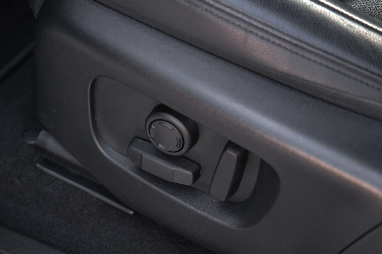 Land Rover Range Rover Evoque P300e R-Dynamic SE - 2023 - Joinsteer - #23