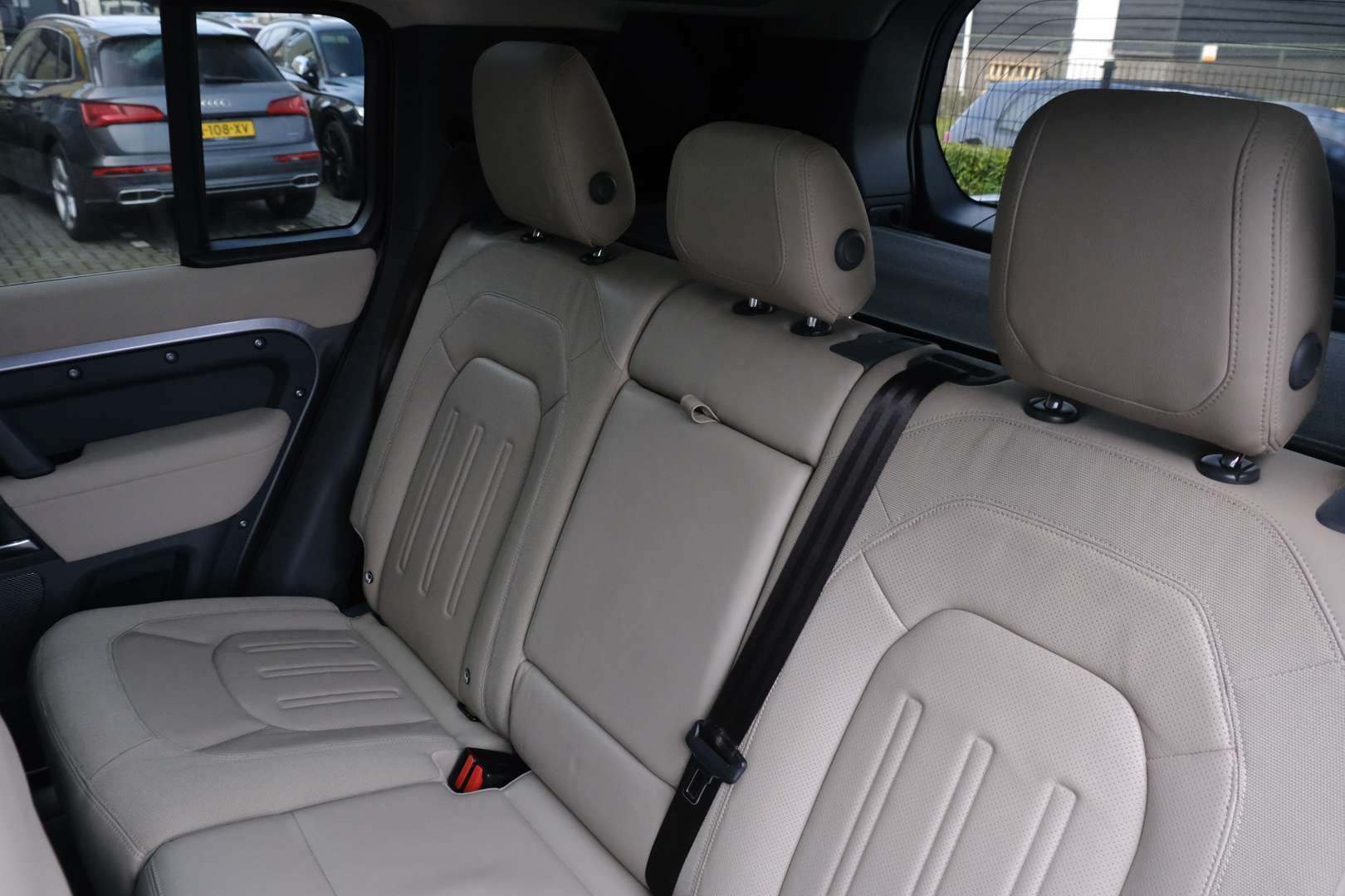 Land Rover Defender HSE P400 - 2020 - Joinsteer - #41