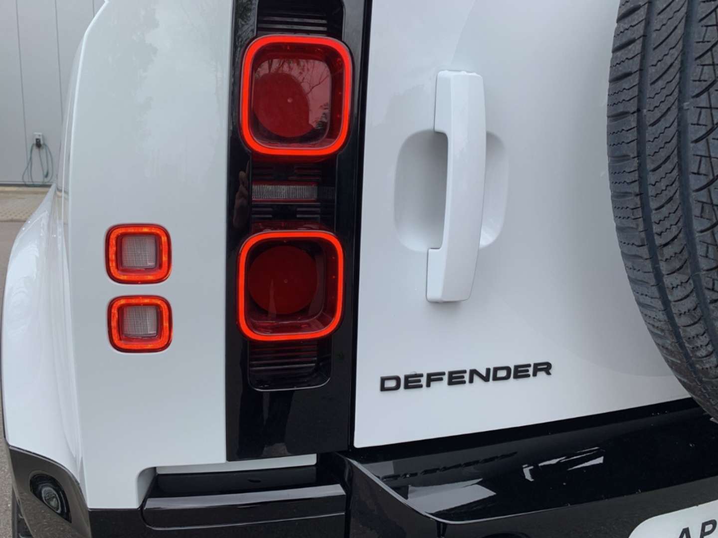 Land Rover Defender 110 X-Dynamic HSE D300 - 2023 - Joinsteer - #27