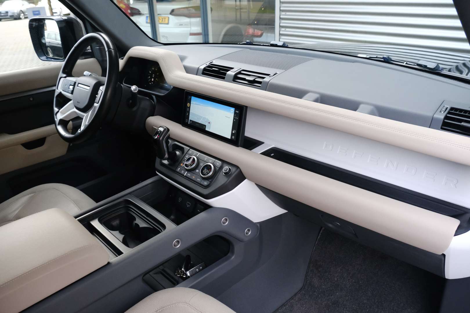 Land Rover Defender HSE P400 - 2020 - Joinsteer - #44