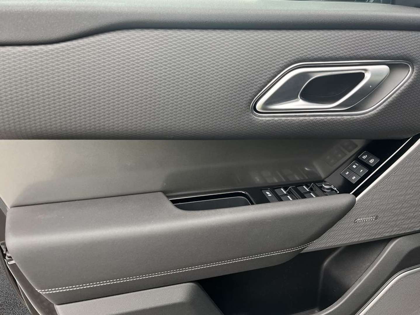 Land Rover Range Rover Velar P400e S - 2022 - Joinsteer - #14