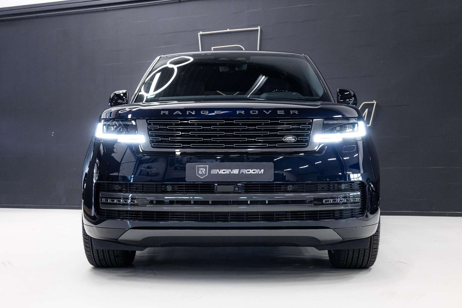 Land Rover Range Rover P550e Autobiography - 2025 - Joinsteer - #4