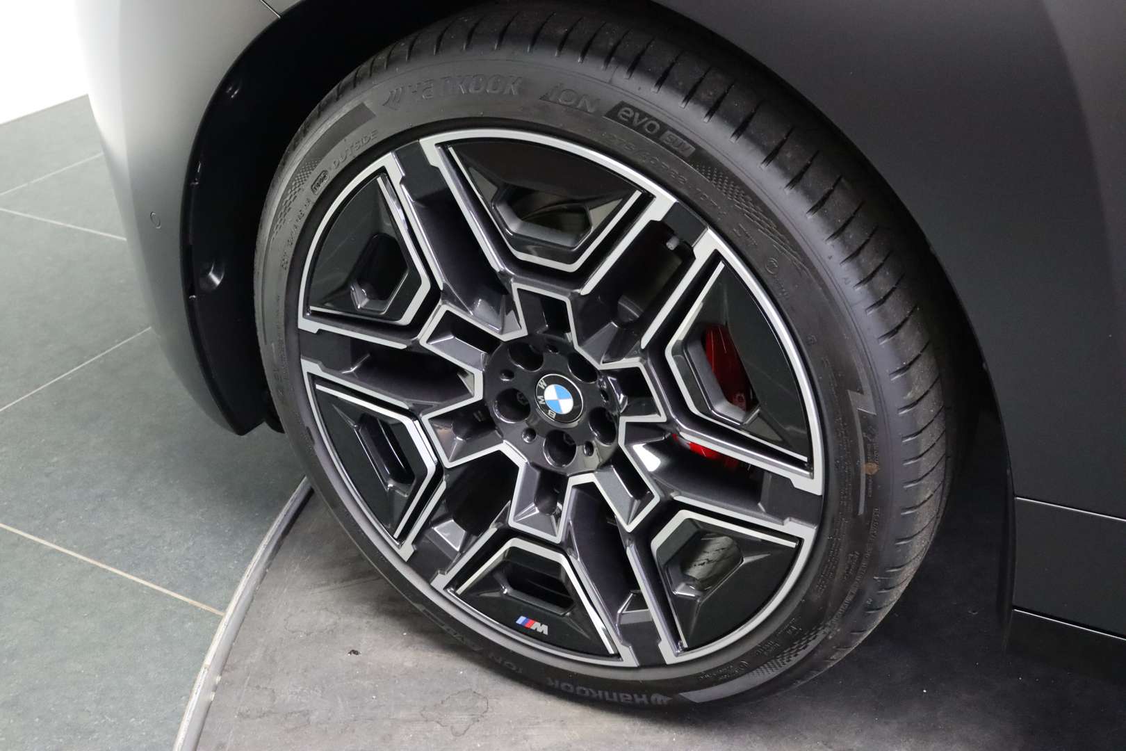 BMW IX M Sport XDrive45 - 2025 - Joinsteer - #5