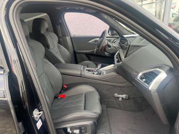 BMW XM M Drivers Package — photo 8