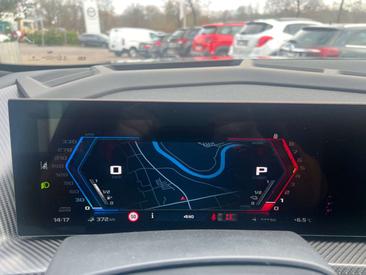 BMW XM M Drivers Package — photo 21