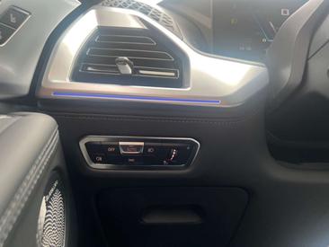 BMW XM M Drivers Package — photo 25