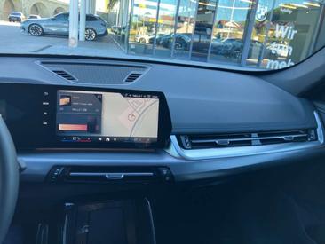 BMW X1 SDrive20d — photo 10
