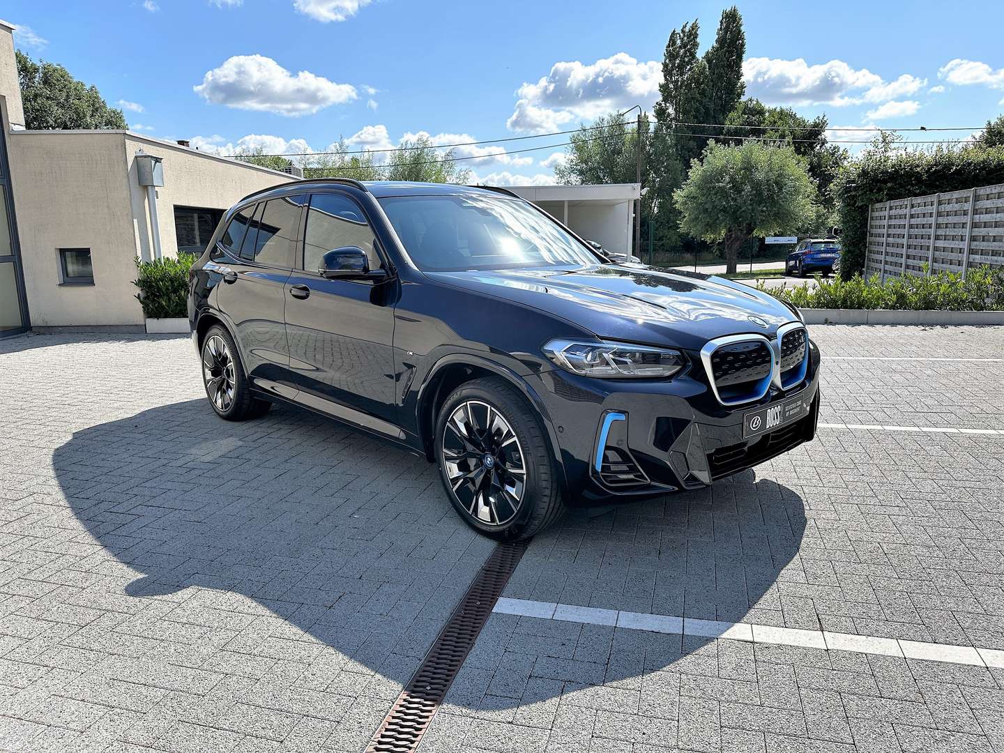 BMW iX3 M Sport Électrique - 2024 - Joinsteer - #2