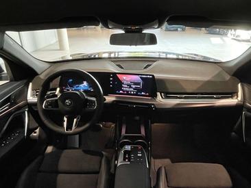 BMW IX2 EDrive20 — photo 7