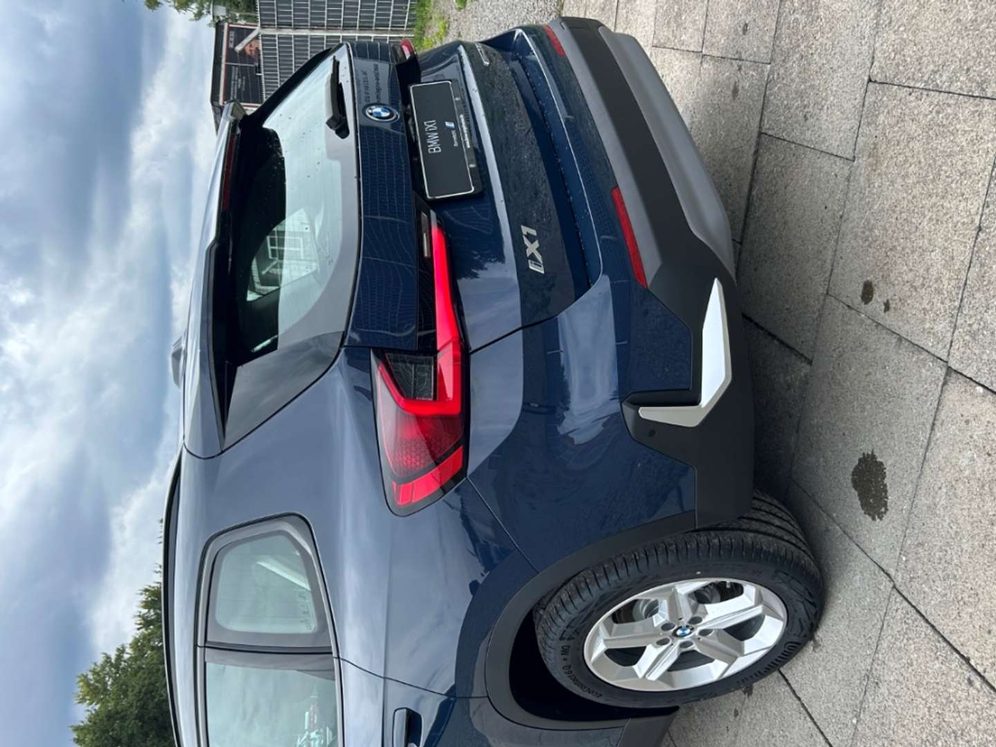 BMW IX1 20 EDrive - 2025 - Joinsteer - #3