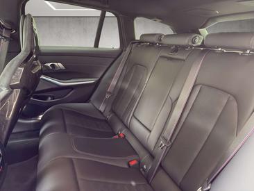 BMW M3 M3 Competition XDrive — photo 11