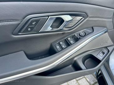 BMW Série 3 M3 Touring XDrive — photo 12