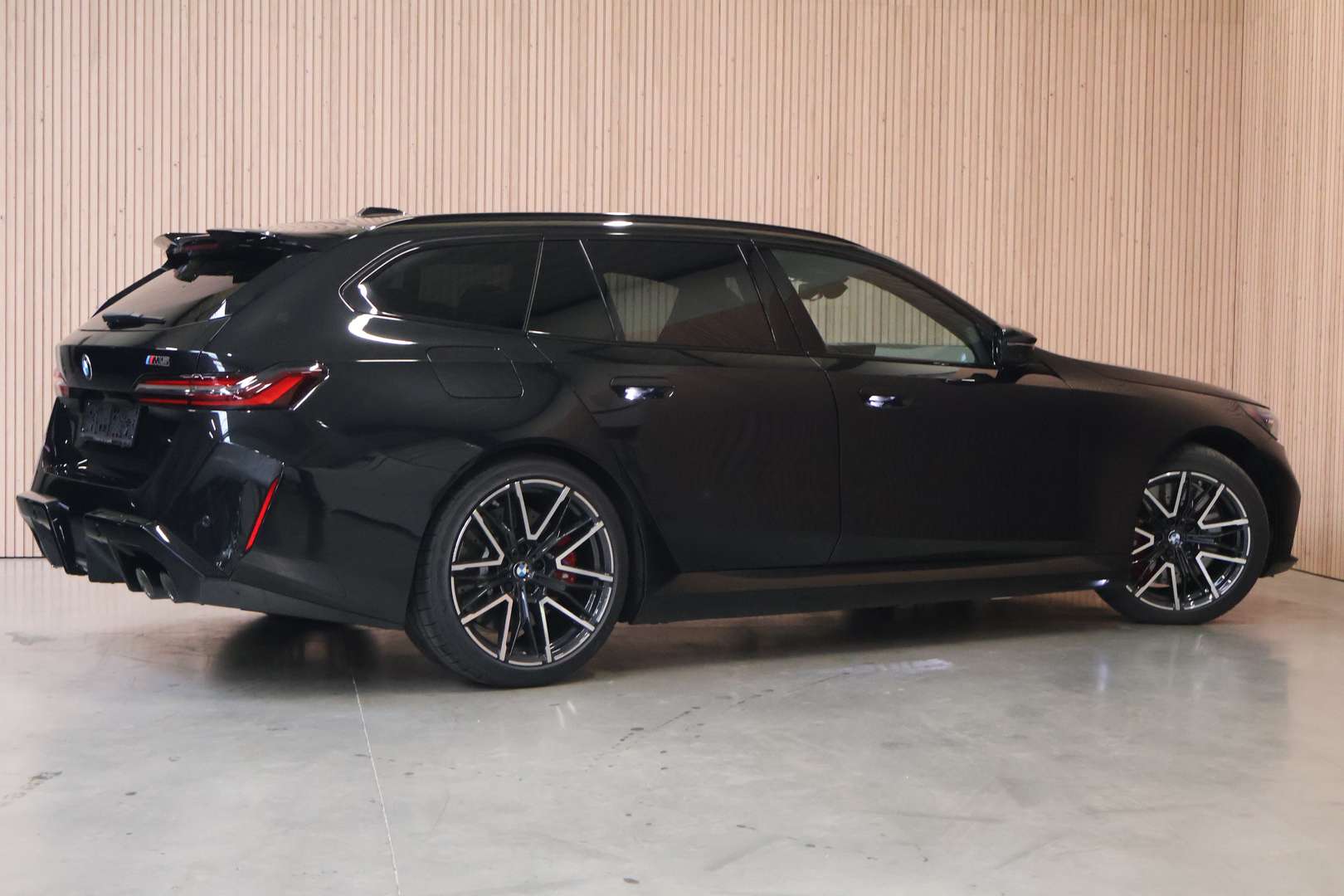 BMW M5 Touring FULL BLACK M5 XDrive - 2025 - Joinsteer - #3