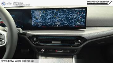 BMW Série 3 330e XDrive — photo 16