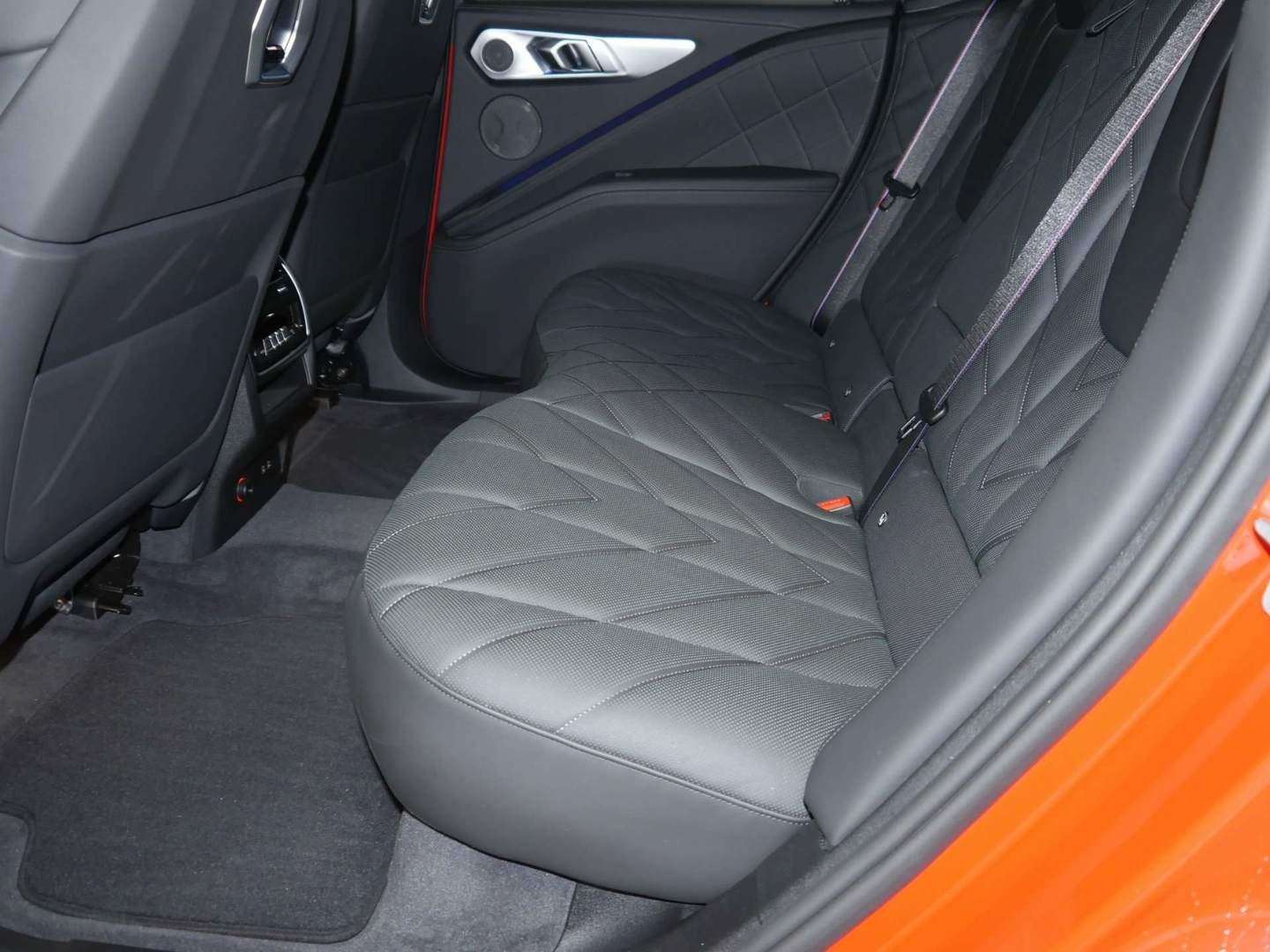 BMW XM Iconic Glow 50e - 2024 - Joinsteer - #13